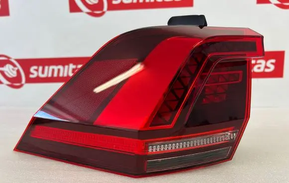 Volkswagen Tiguan Rear/tail lights 5NA945207F 2SD01252101 5NA945207