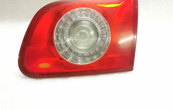 Volkswagen PASSAT B6 Tailgate rear/tail lights 3C9945094