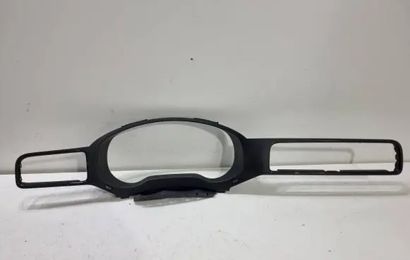 Volkswagen Jetta VI Dashboard trim