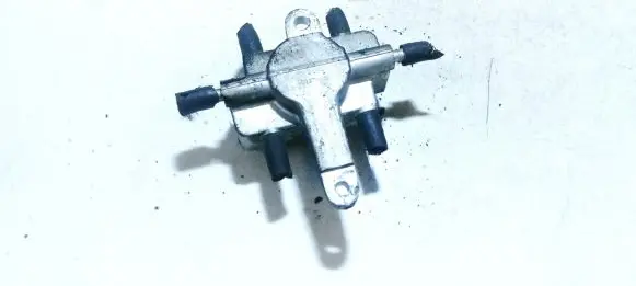 Fuel main line pipe