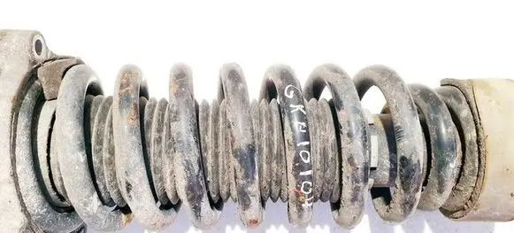 Volkswagen Touareg I Front coil spring 