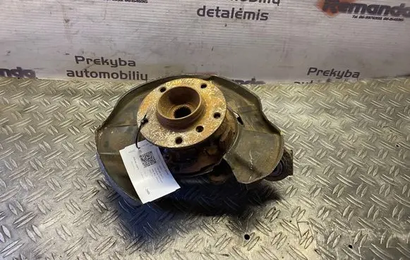 BMW 1 E81 E87 Rear wheel hub