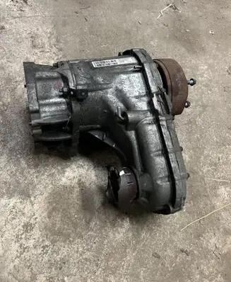 Dodge Nitro Gearbox transfer box case P52853452AB 52853452AB P52853452A