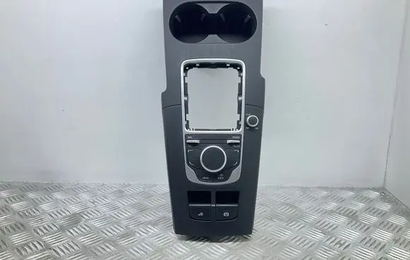Audi A3 S3 8V Center console 8V2864261A 8V0919614P