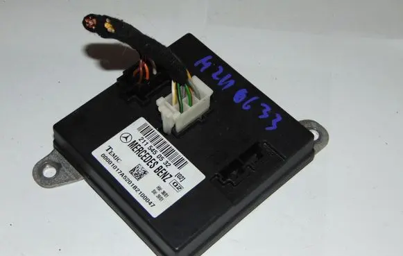 Mercedes-Benz E W211 Comfort/convenience module A2115450532 A2115451032
