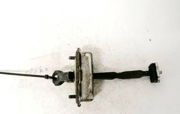 KIA Ceed Rear door check strap stopper