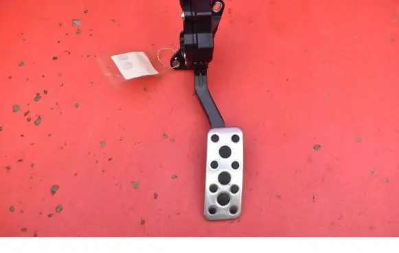 Subaru Forester SJ Accelerator throttle pedal 36010FJ030