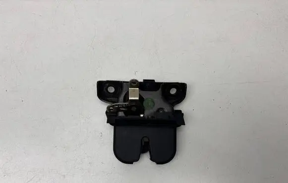 Tailgate/trunk/boot lock/catch/latch