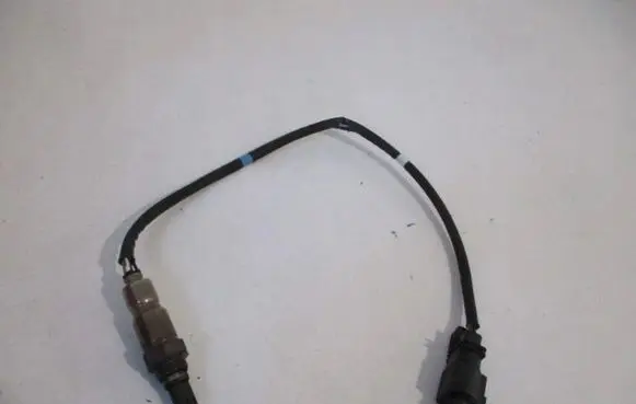 Volkswagen Touran III Lambda probe sensor 04L906262M