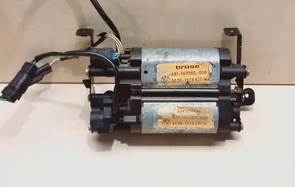 BMW 7 E32 Seat adjustment motor 1378527 521013785279