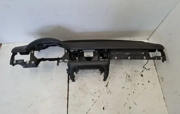 Audi A8 S8 D3 4E Dashboard