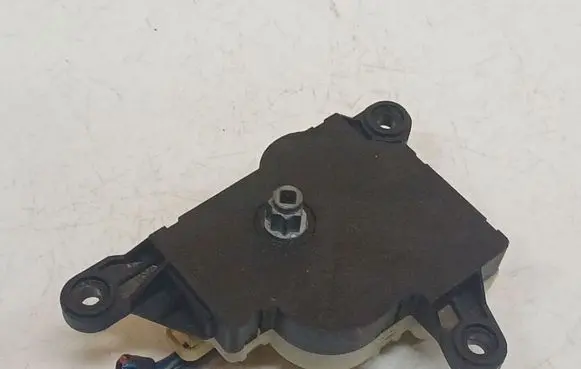 Dodge Stratus Air flap motor/actuator