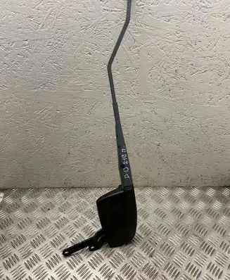 Dodge Durango II Front wiper blade arm 24025610