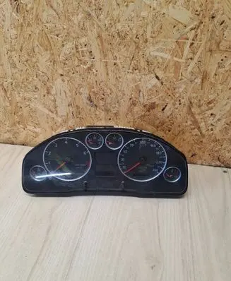 Audi A6 S6 C5 4B Speedometer (instrument cluster) 4B0920900R