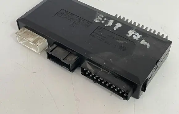 BMW 7 E38 Comfort/convenience module 61358364696 8364696