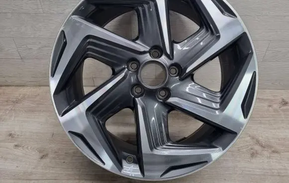R19 alloy rim