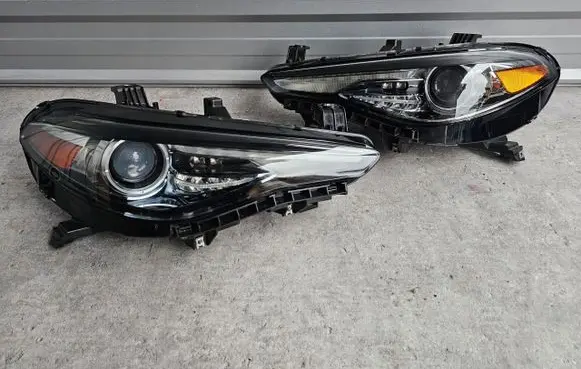 Alfa Romeo Giulia Headlights/headlamps set 