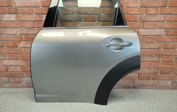 Mini Cooper Countryman F60 Rear door 7438597