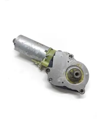 Volvo XC90 Seat adjustment motor 0130002527