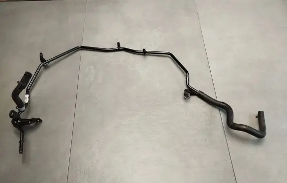 Volkswagen Golf VII Engine coolant pipe/hose 06K121049A 06K121051H 5Q0121447G