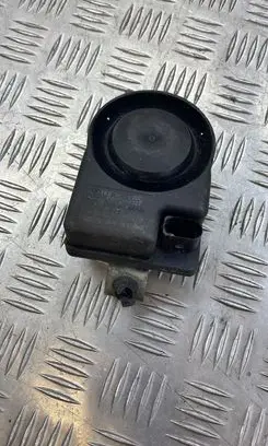 Audi A6 S6 C6 4F Horn signal
