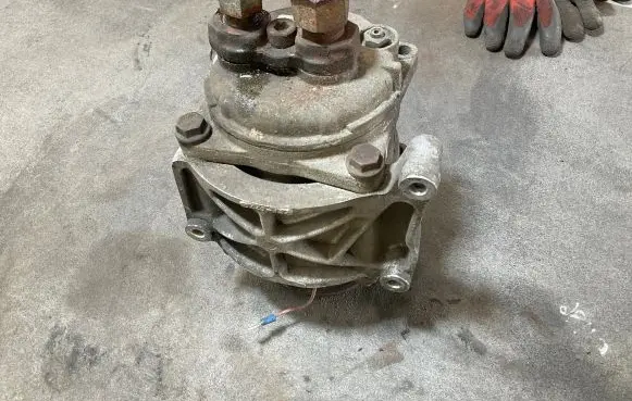 Renault Master II Air conditioning (A/C) compressor (pump) 35550393080 03930803