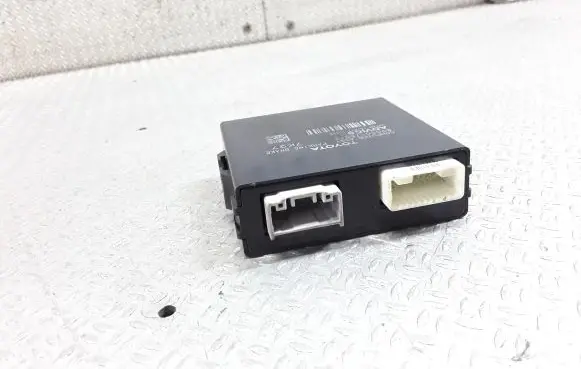 Lexus NX Hand brake control module 8905078012