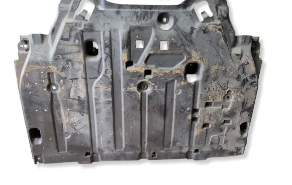 Peugeot 2008 II Engine splash shield/under tray 9847060580