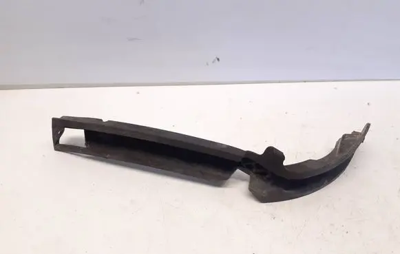 Volkswagen PASSAT B6 Front bumper mounting bracket 3C0807178