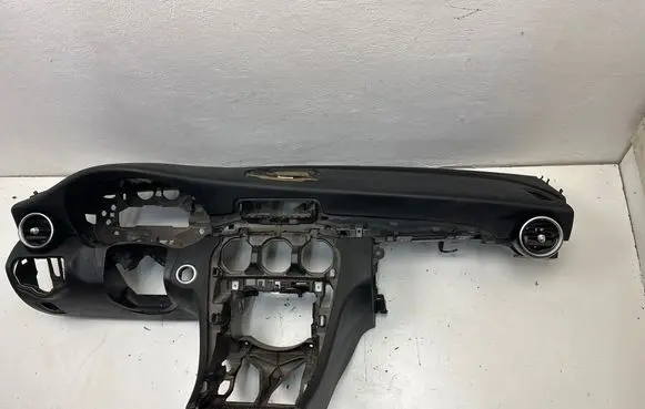 Mercedes-Benz C W205 Dashboard A2056801287 A2058600002