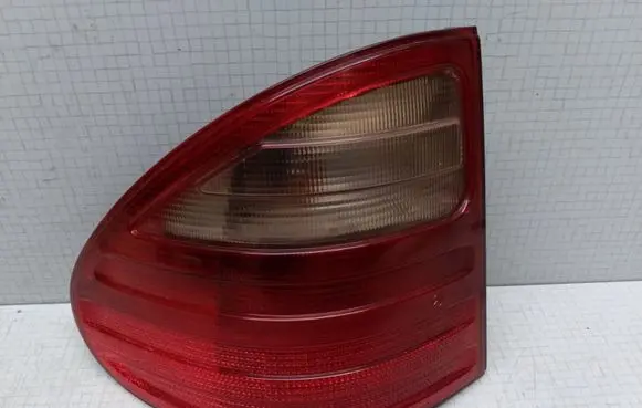 Mercedes-Benz E W210 Rear/tail lights A2108204764