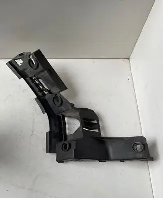 Volkswagen Golf Plus Rear bumper mounting bracket 5M0807393A
