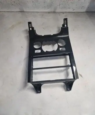 Peugeot 3008 I Dashboard center trim panel 9685099877