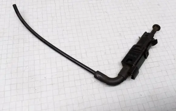 Volvo S40, V40 Brake pedal sensor switch 9146505