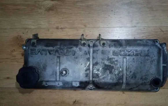 Mazda 323 F Rocker cam cover 