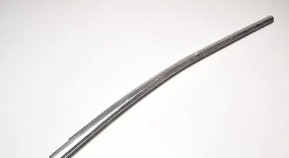 Maserati Ghibli Rear door windshield rail 