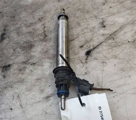 Mercedes-Benz E W212 Fuel injector A2780700687 0241500065
