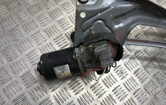 Renault Megane I Wiper motor