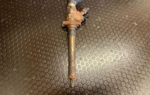 Ford S-MAX Fuel injector 9657144580