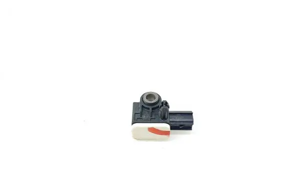 Volvo V60 Airbag deployment crash/impact sensor 31334336 C83HA 151031