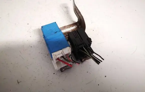 Nissan Primera Other relay 252309f920