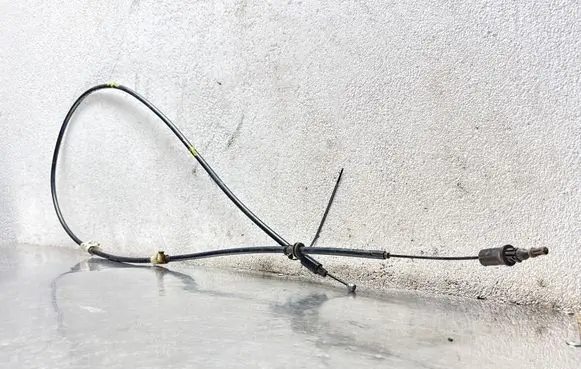 Ford Mondeo MK IV Handbrake/parking brake wiring cable 6G912A635