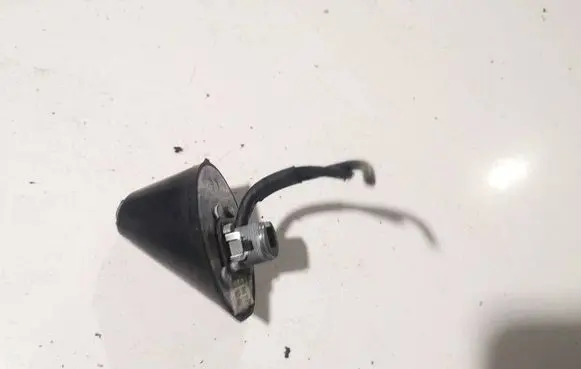 Nissan Primera Aerial GPS antenna 28216av710