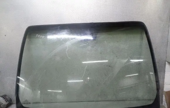 Nissan Note (E11) Front windscreen/windshield window 