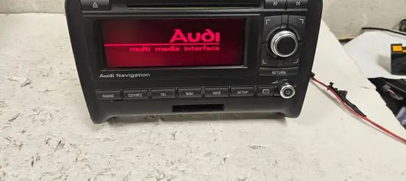 Audi TT TTS Mk2 Radio/CD/DVD/GPS head unit 8J0035192J 7612002048 RADIONAVIGATION