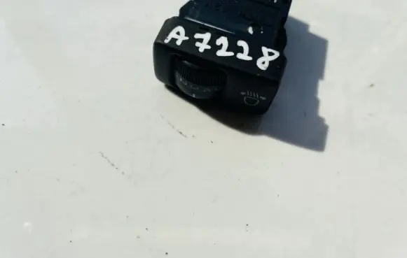 Toyota Avensis Verso Headlight level height control switch