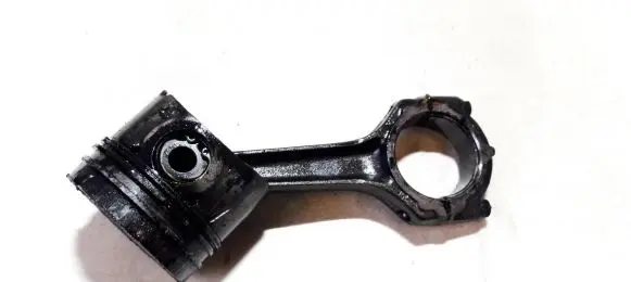 Renault Megane I Piston with connecting rod