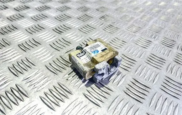 Volkswagen New Beetle Air conditioning (A/C) expansion valve 6N0820679A