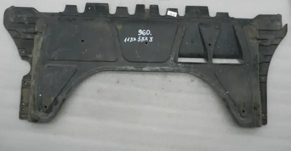 Seat Leon (5F) Engine splash shield/under tray 5Q0825235C 5Q0825235