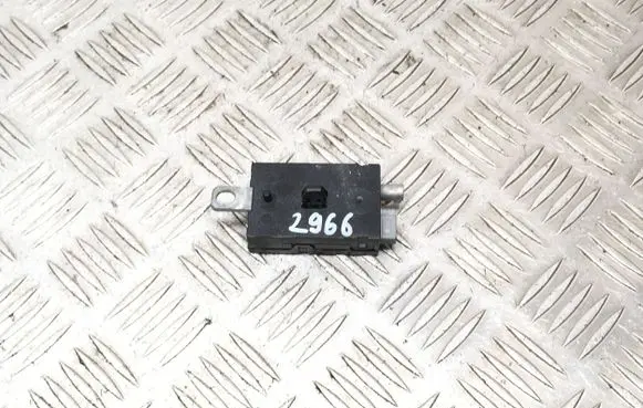 Ford Focus ST Aerial antenna amplifier P30761696 7CP118C847CA 20130304